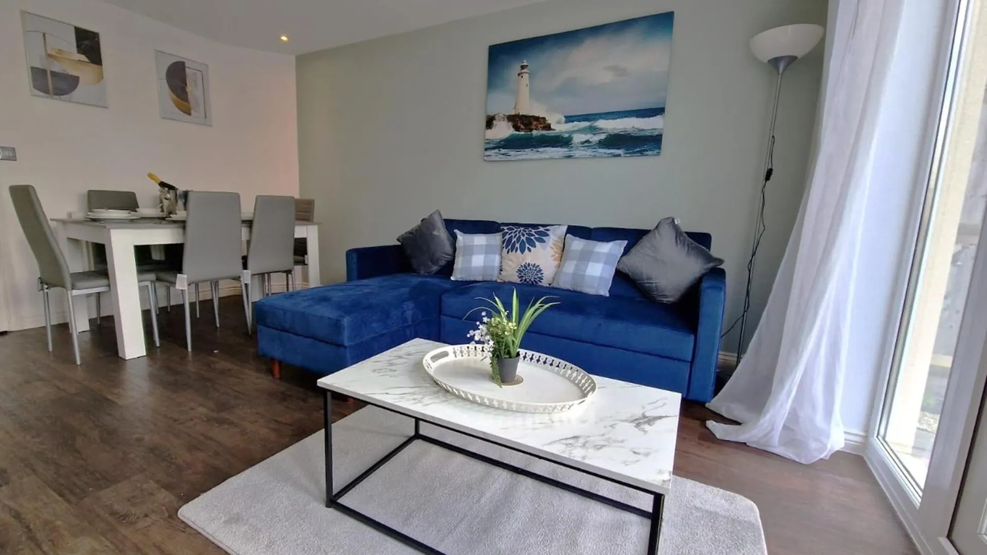 Margam'S Alvington House For Business Travellers, Relocator Or Families With Free Parking, High Speed Internet And Fully Equipped Kitchen Apartment GLOUCESTERSHIRE United Kingdom